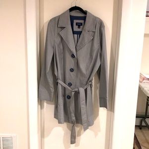 Sonoma Blue and White Pin Stripe Coat With buttons and waist tie size Large